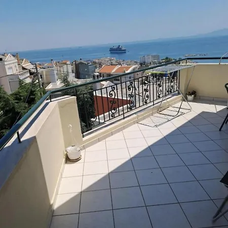 West Side Apartment *