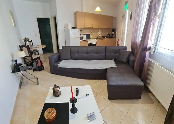 Апартаменты West Side Кавала