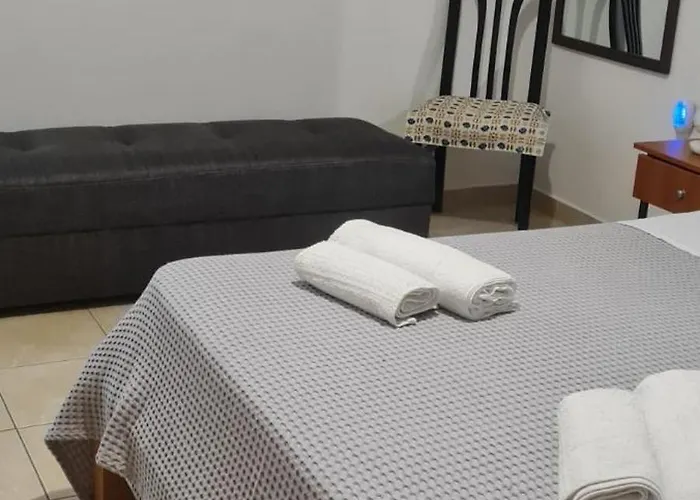 West Side Апартаменты